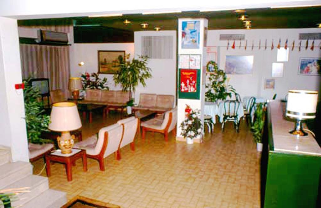 Filoxenia Hotel เอเธนส์ ภายนอก รูปภาพ